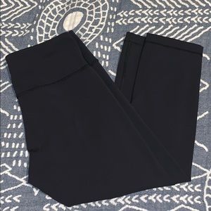 Lululemon Capri Leggings | Black
